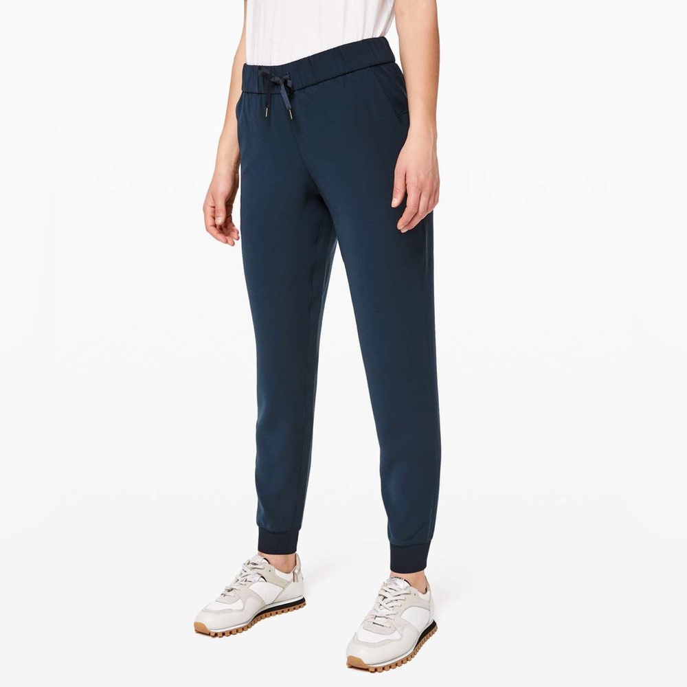 Lululemon On The Fly Joggers